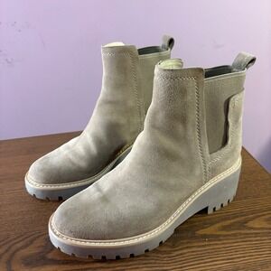 Dolce Vita Haily Chelsea Boots Women 7.5M Taupe Suede Good Lug Sole Platform